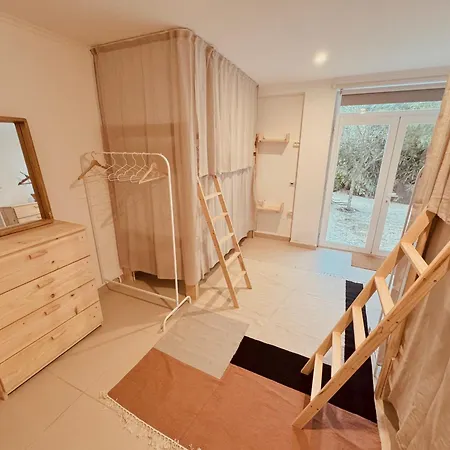 Saone & Coworking Guest house Ericeira