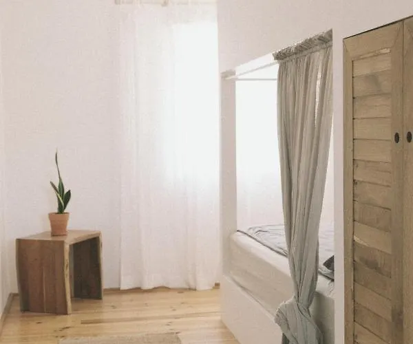 ゲストハウス Saone - Coworking & Retreat Location